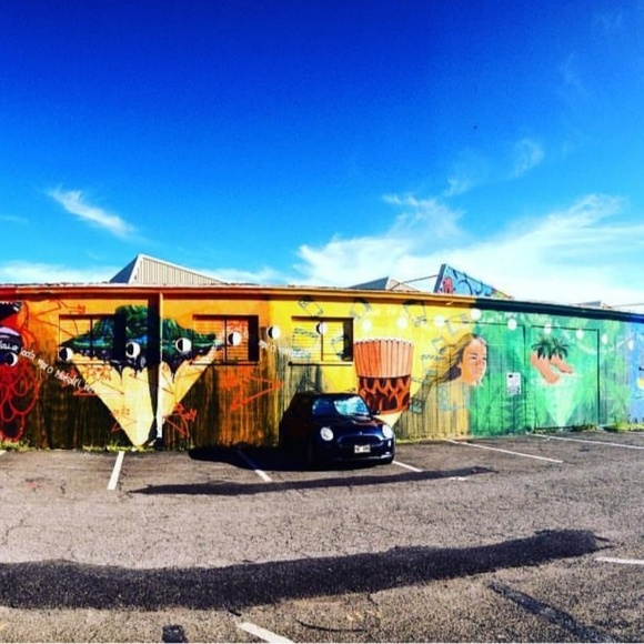 💄💕Meet your Poshers, Mei & Cassia💕👠🕶 - Picture 6 of 8